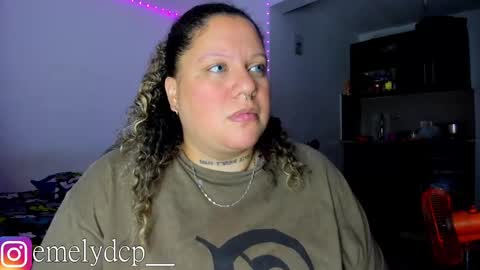 Snapshot of mariana_smittt chatting on September 23, 2025, 5:21 am Independent Model online show from September 23, 2025, 5:21 am