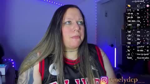 Snapshot of mariana_smittt chatting on November 25, 2025, 5:29 am Independent Model online show from November 25, 2025, 5:29 am