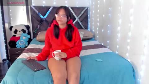 Snapshot of mariana_toress chatting on February 16, 2026, 4:14 pm Mariana torres online show from February 16, 2026, 4:14 pm