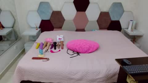 mariana online show from March 16, 2026, 3:27 pm