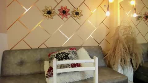 marianeporter online show from November 28, 2025, 10:34 pm