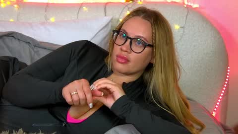 Maria online show from January 11, 2025, 10:07 pm