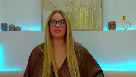 Maria online show from March 2, 2025, 4:07 am