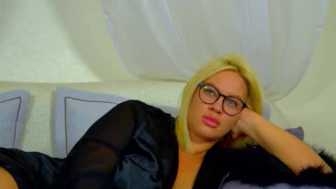 Maria online show from February 3, 2026, 2:53 am