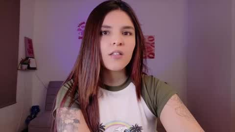 mariangeel_ online show from November 10, 2025, 10:58 am