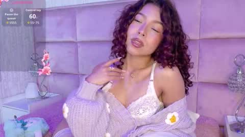 Snapshot of marianna_ray_ chatting on December 2, 2025, 8:15 pm marianna_ray_ online show from December 2, 2025, 8:15 pm