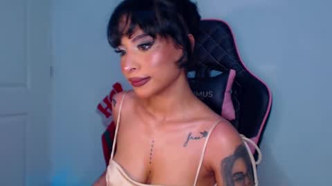 M A R I A N E online show from January 1, 2025, 5:01 am