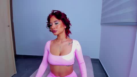 M A R I A N E online show from February 15, 2025, 7:16 am