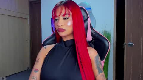 M A R I A N E online show from December 1, 2025, 3:55 am