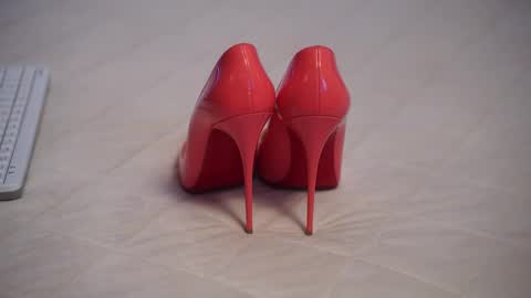 Maria online show from October 17, 2025, 9:01 am