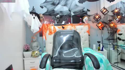 Snapshot of mariansexx chatting on October 17, 2025, 12:52 pm Marian Sexy online show from October 17, 2025, 12:52 pm