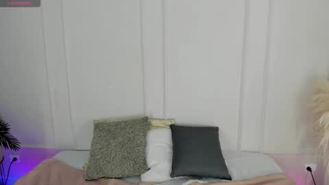 Snapshot of mariapettit chatting on February 11, 2026, 11:04 am Maria Pettit online show from February 11, 2026, 11:04 am