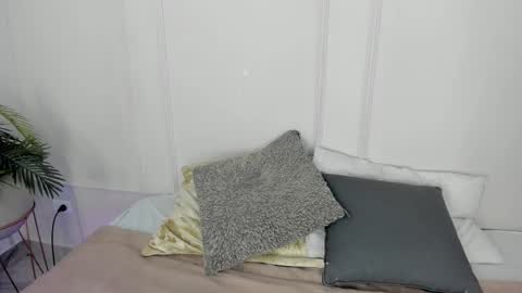 Snapshot of mariapettit chatting on February 24, 2026, 11:41 am Maria Pettit online show from February 24, 2026, 11:41 am