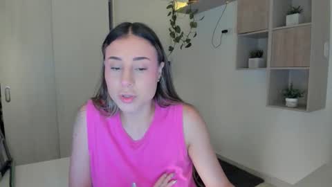 mariascarlett online show from November 10, 2025, 11:37 pm