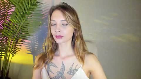 Snapshot of maribett chatting on December 22, 2025, 8:28 pm Masha online show from December 22, 2025, 8:28 pm