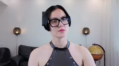 Marie Fitch online show from July 8, 2026, 4:06 am