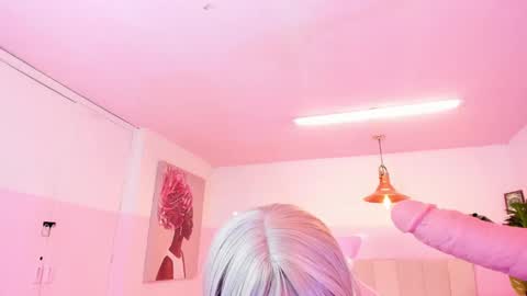 Marie online show from March 4, 2025, 3:33 am