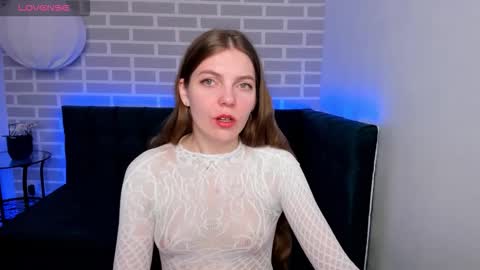 Mary 3 online show from October 17, 2025, 1:42 am