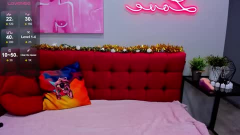 Snapshot of marie_reyes_ chatting on January 7, 2026, 2:25 am Mary 3 online show from January 7, 2026, 2:25 am