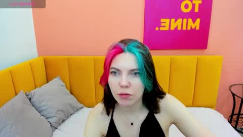 Snapshot of marie_reyes_ chatting on February 2, 2026, 1:48 am Mary 3 online show from February 2, 2026, 1:48 am