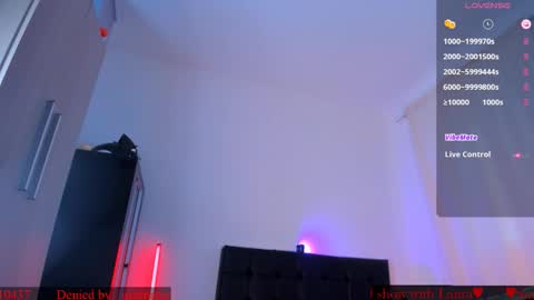 Maria  online show from October 12, 2025, 2:05 pm