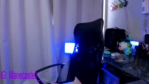 Snapshot of mariecastell_zc chatting on December 5, 2024, 3:17 pm Maria online show from December 5, 2024, 3:17 pm