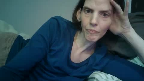 Mariejojo online show from April 16, 2026, 1:17 am