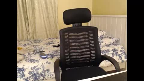 mariejuana online show from October 17, 2025, 9:39 pm