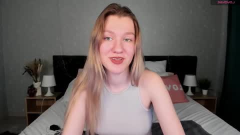 mariel_brown online show from February 11, 2025, 9:20 am