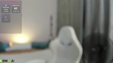 Mariel online show from June 17, 2026, 2:03 am
