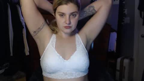 marigoldrue online show from September 26, 2025, 3:10 am