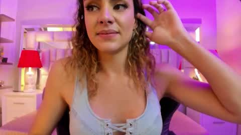 Snapshot of mariiahneedles chatting on February 22, 2026, 1:51 am mariiahneedles online show from February 22, 2026, 1:51 am