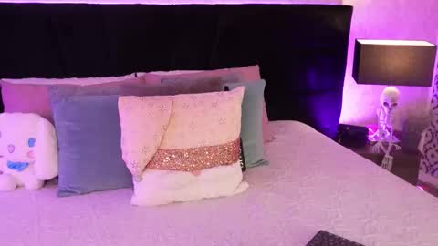 Mariana online show from February 24, 2026, 6:06 pm