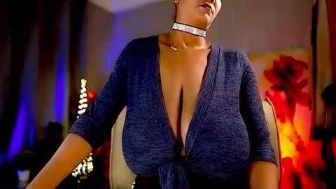 Snapshot of mariicha chatting on December 19, 2025, 7:15 am Nikita - Scroll down and read my bio please. New Pictures in Bio online show from December 19, 2025, 7:15 am