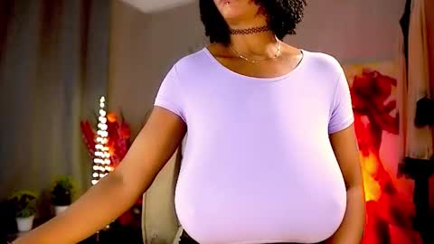 Snapshot of mariicha chatting on February 24, 2026, 7:17 am Nikita - Scroll down and read my bio please. New Pictures in Bio online show from February 24, 2026, 7:17 am