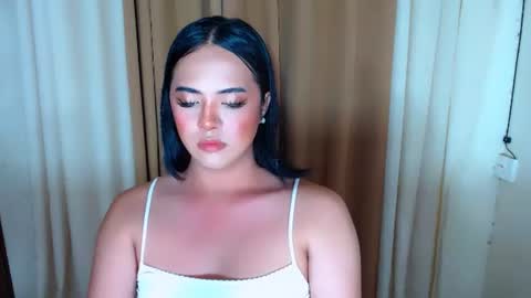 Snapshot of marikosue01 chatting on July 15, 2026, 5:02 am marikosue online show from July 15, 2026, 5:02 am