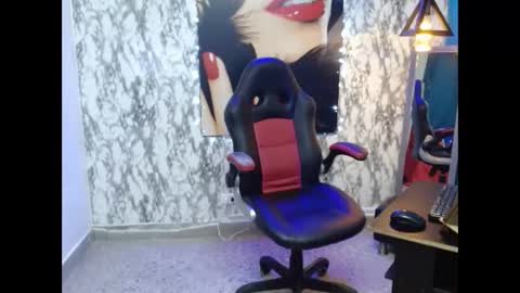 Snapshot of marilin_black chatting on February 16, 2026, 7:43 pm Marilin online show from February 16, 2026, 7:43 pm