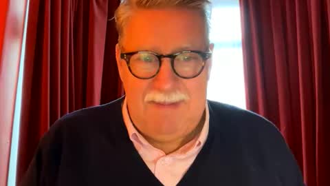 Snapshot of marin50 chatting on December 3, 2025, 11:30 am marin50 online show from December 3, 2025, 11:30 am