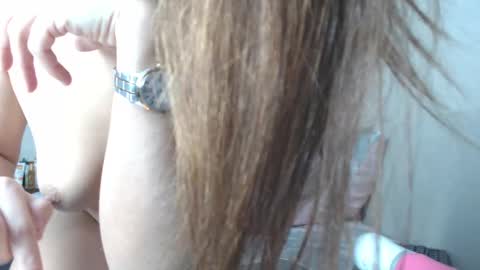 Snapshot of marina1995d chatting on January 24, 2025, 2:49 am FOREVER YOURS online show from January 24, 2025, 2:49 am