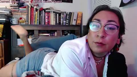 Snapshot of marina_tangerina chatting on April 27, 2026, 4:10 am Marna Tangerina online show from April 27, 2026, 4:10 am