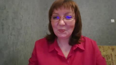 marinamrs online show from October 17, 2025, 7:27 pm