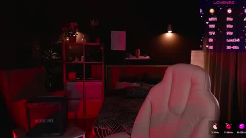 Snapshot of marine_vact chatting on October 14, 2025, 2:07 pm Marine online show from October 14, 2025, 2:07 pm