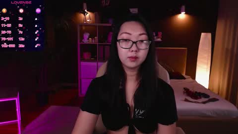 Snapshot of marine_vact chatting on November 3, 2025, 2:07 pm Marine online show from November 3, 2025, 2:07 pm