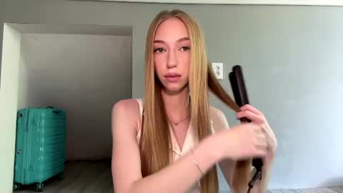Amelia online show from July 1, 2026, 9:22 am