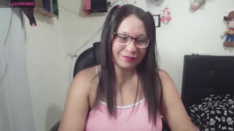 Snapshot of maritsa_millerr chatting on October 6, 2025, 12:02 pm maritsa online show from October 6, 2025, 12:02 pm