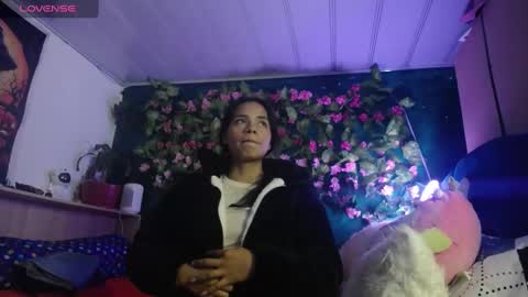 Snapshot of maritza_ferrerr chatting on January 21, 2025, 3:48 am Maritza Ferrer -Samara Beltran online show from January 21, 2025, 3:48 am