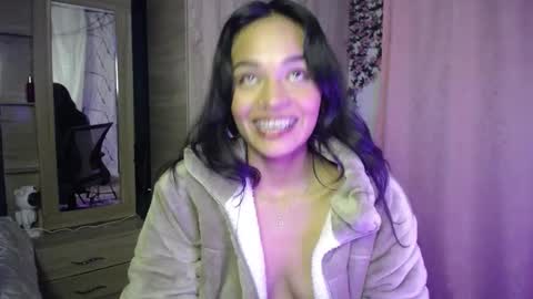Snapshot of maritza_ferrerr chatting on February 2, 2025, 11:08 am Maritza Ferrer -Samara Beltran online show from February 2, 2025, 11:08 am