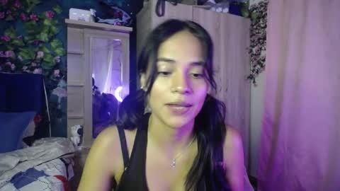 Snapshot of maritza_ferrerr chatting on February 3, 2025, 4:25 am Maritza Ferrer -Samara Beltran online show from February 3, 2025, 4:25 am