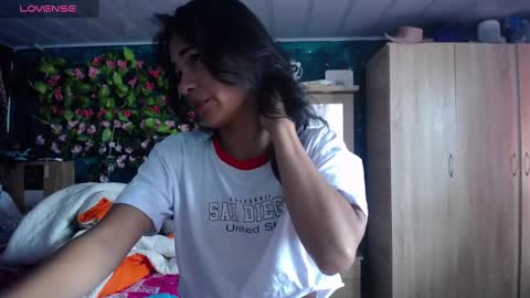 Snapshot of maritza_ferrerr chatting on February 16, 2025, 4:53 pm Maritza Ferrer -Samara Beltran online show from February 16, 2025, 4:53 pm