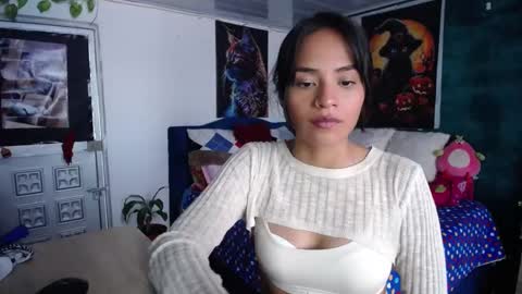 Snapshot of maritza_ferrerr chatting on March 7, 2025, 9:06 pm Maritza Ferrer -Samara Beltran online show from March 7, 2025, 9:06 pm
